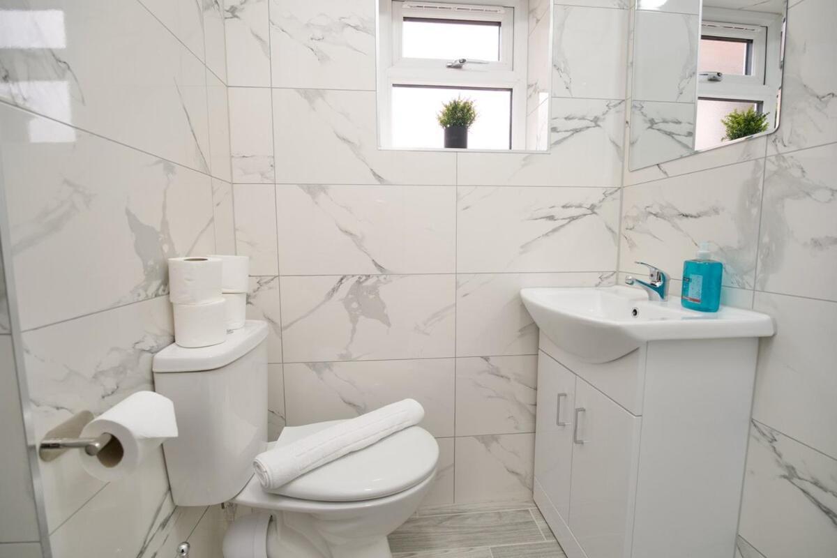 Monks Fully Furnished Coventry