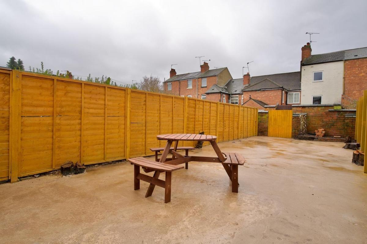 Monks Fully Furnished * Coventry